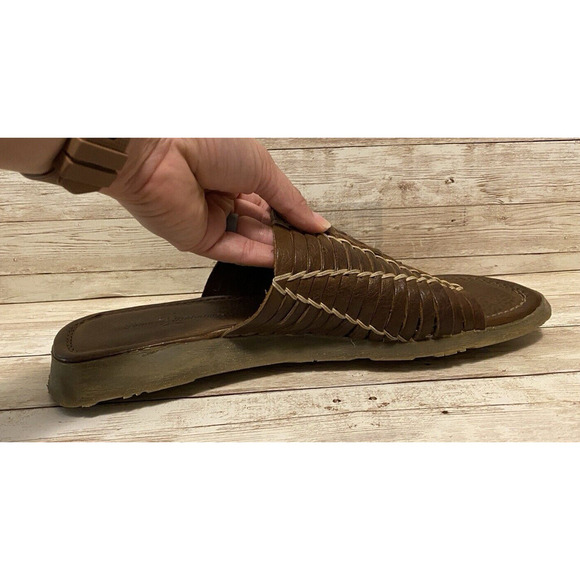 Tommy Bahama Sandals Mens 12D Brown Leather Huarache Slip On - Picture 7 of 11